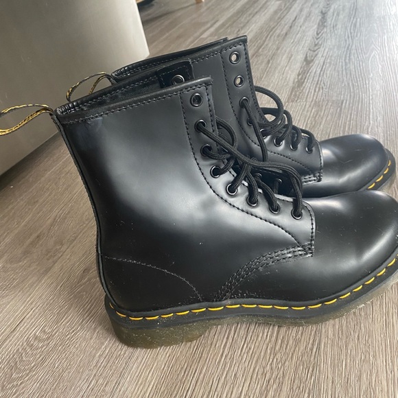 Dr Martens Jadon Platform Womens